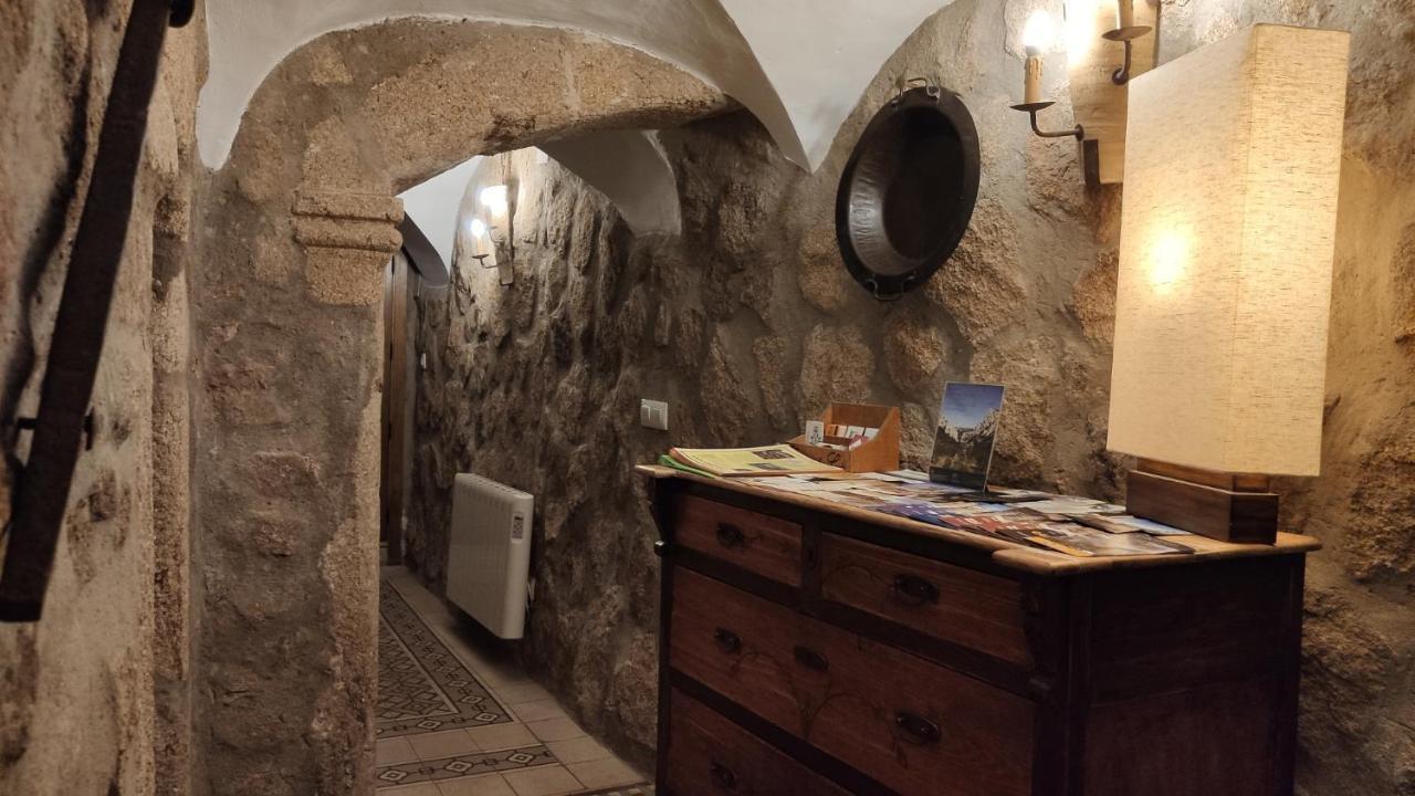 Apartamentos Rurales La Casa De Luis Santa Cruz de la Sierra Eksteriør billede