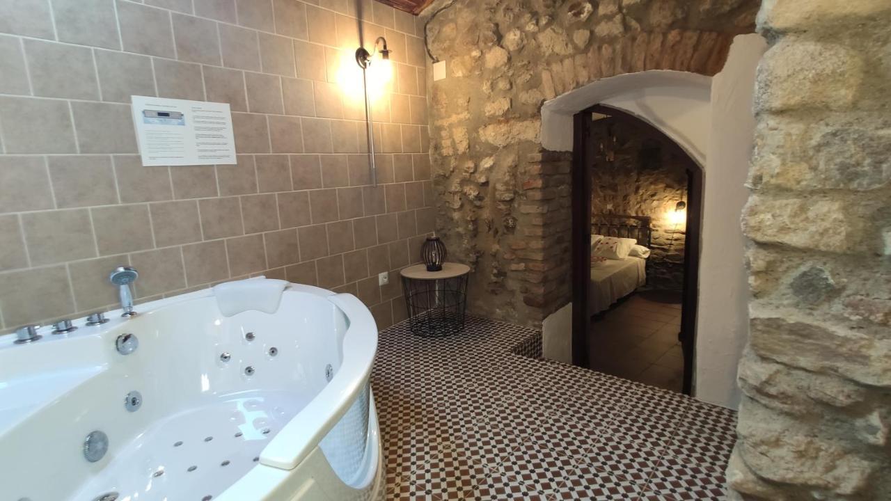 Apartamentos Rurales La Casa De Luis Santa Cruz de la Sierra Eksteriør billede