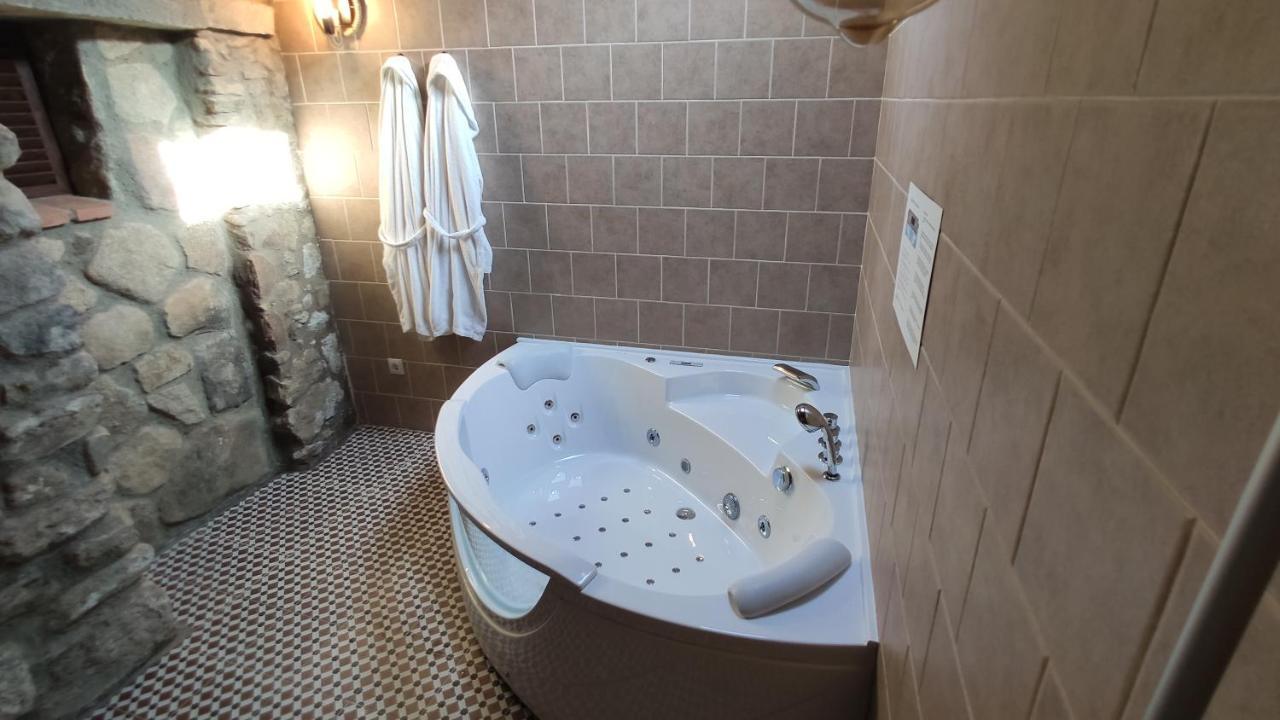 Apartamentos Rurales La Casa De Luis Santa Cruz de la Sierra Eksteriør billede