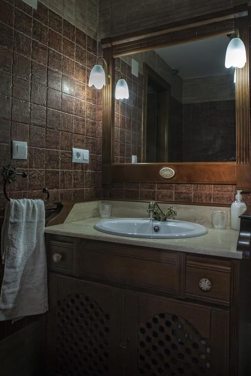 Apartamentos Rurales La Casa De Luis Santa Cruz de la Sierra Eksteriør billede